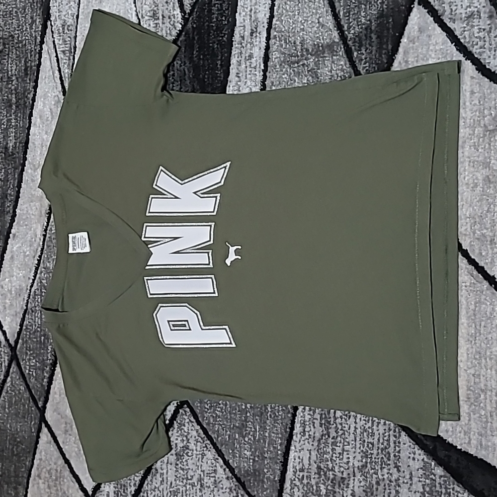 VS PINK 2018 CAMPUS SILVER SHINE V-NECK TEE-SHIRT